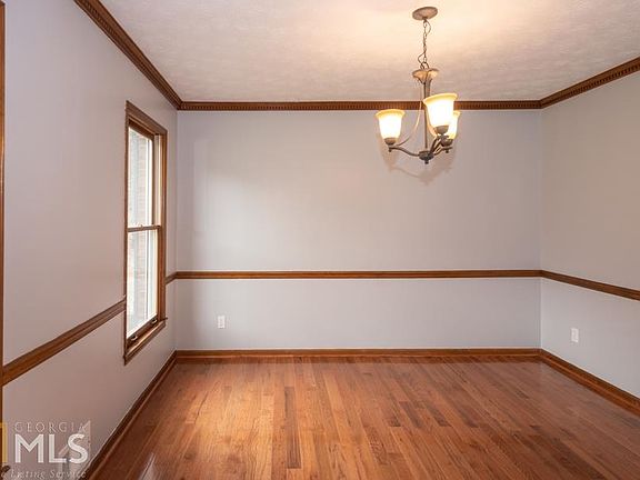 3rd image of 3707 Sugar Creek Ln SE #8