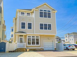 49 E Colony Rd, Lavallette, NJ 08735