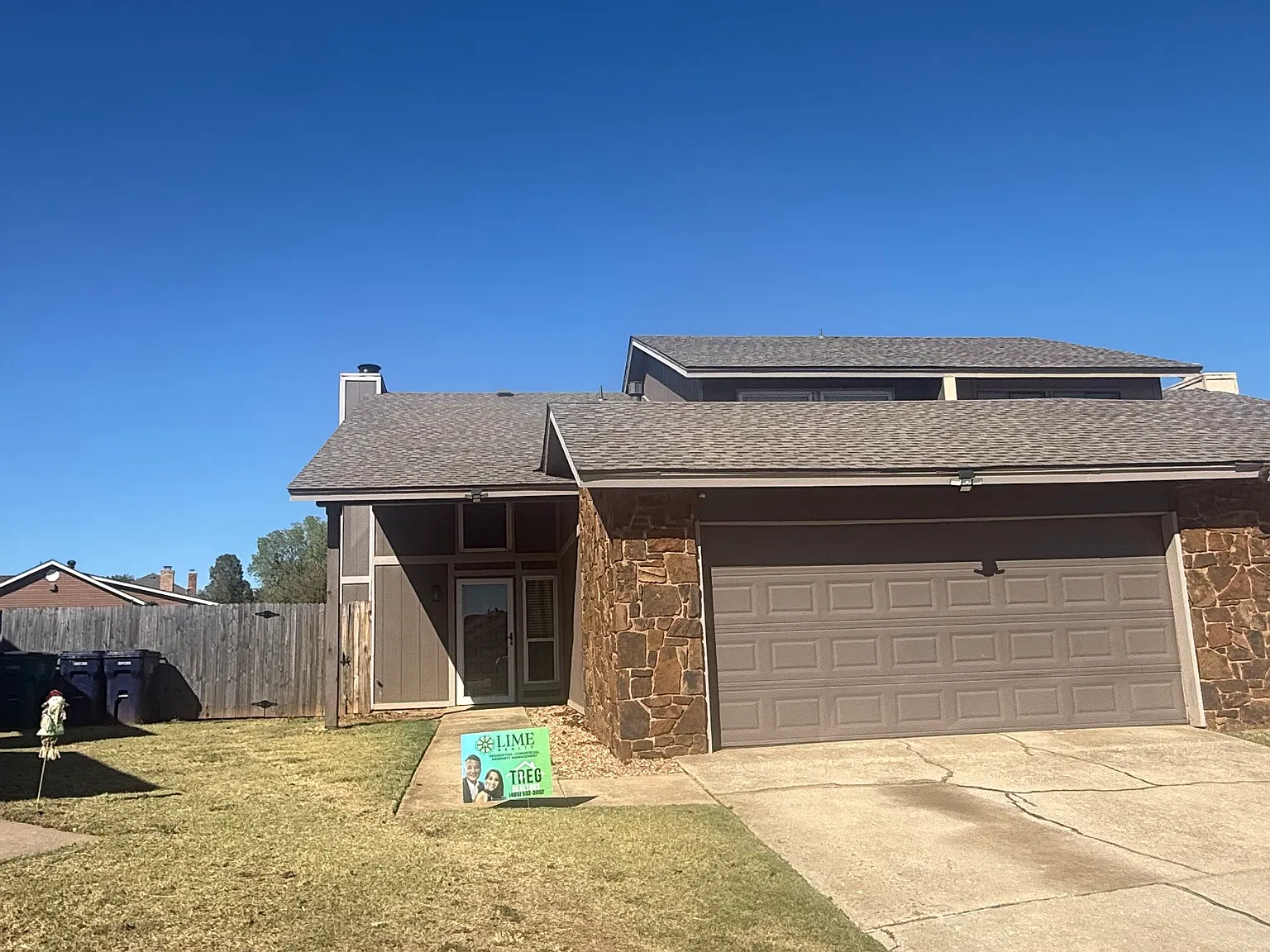 3 bed, 2.5 bath, 1467 sqft, $1,650 — Photo 2