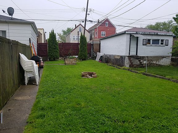 5th image of 3736 S Hermitage Ave