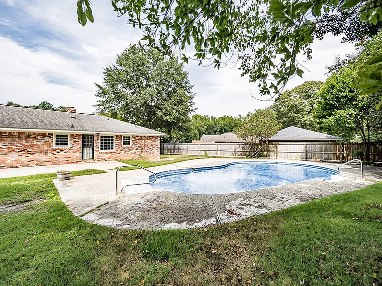 2704 Powhatan Dr — Photo 11