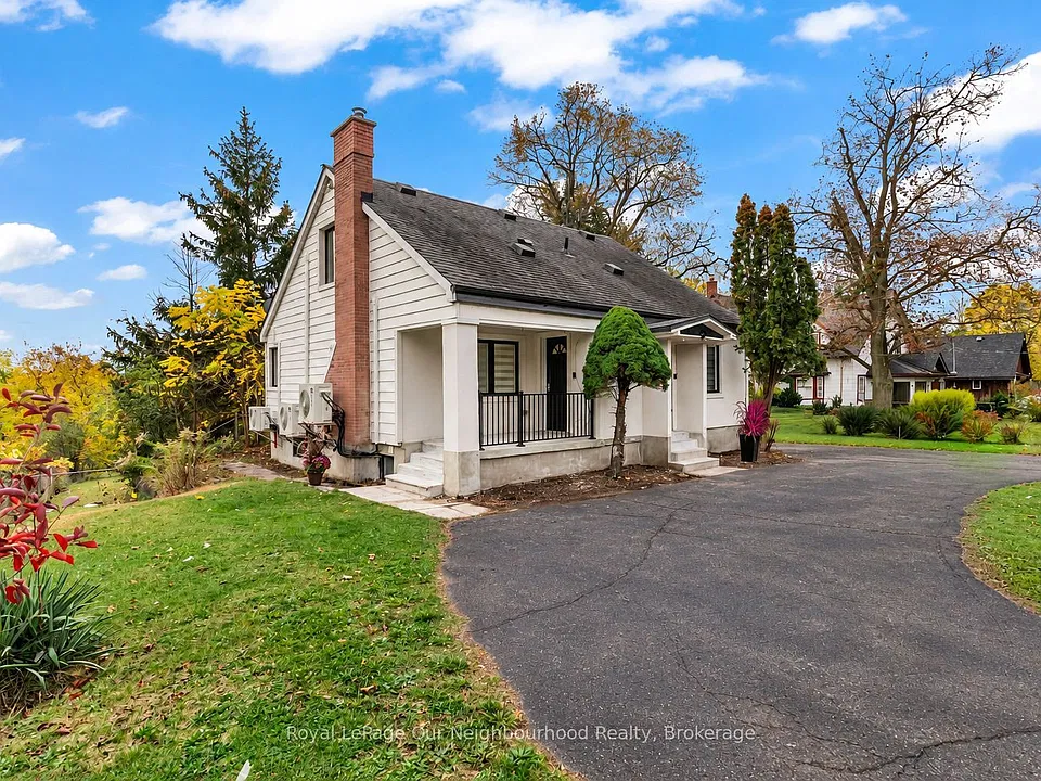 513 Parkhill Rd W #A