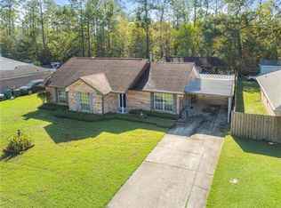 140 S Cherrywood Ln, Pearl River, LA 70452