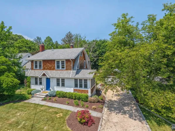 510 Eder Ave, Wyckoff, NJ 07481