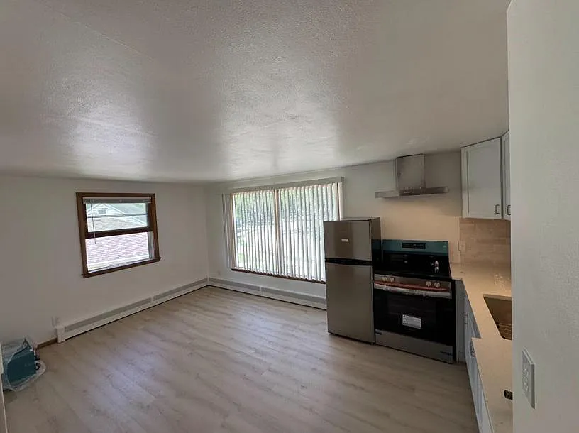 969 Gail Ave - 971 Gail Ave — Photo 2