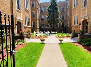 730 Reba Pl #A3, Evanston, IL 60202