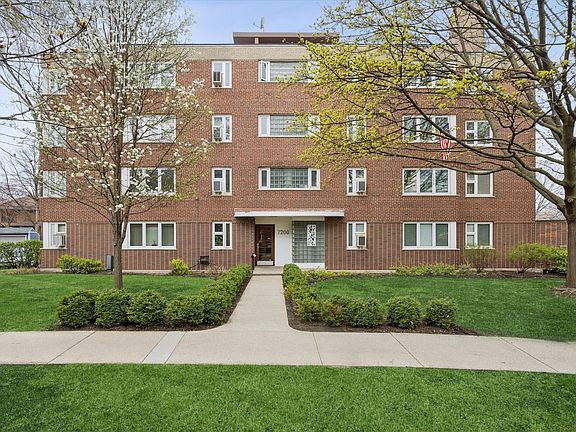 2nd image of 7208 W Oak Ave #2SE