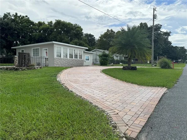 1507 Grove Ave, Leesburg, FL 34748