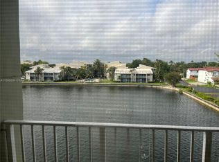8260 SW 210th St APT 320, Cutler Bay, FL 33189
