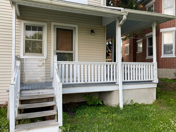 210 W Main St