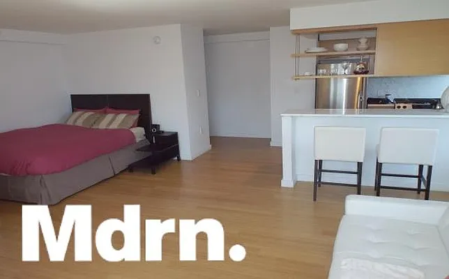 Rented by Mdrn Residential | media 33