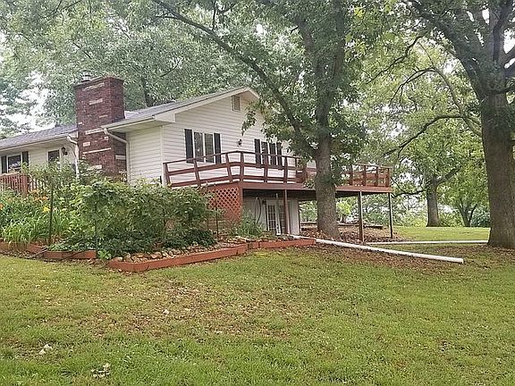 Close to Town and Schools