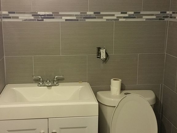 3rd image of 14550 158th St