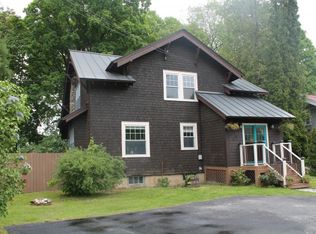 1 Elm St, Windsor, VT 05089