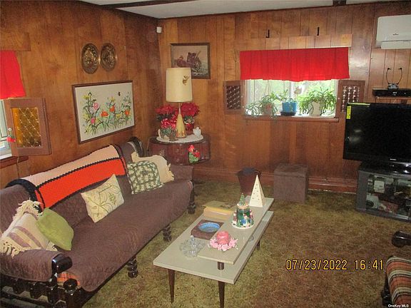 3rd image of 77 Orient Ave