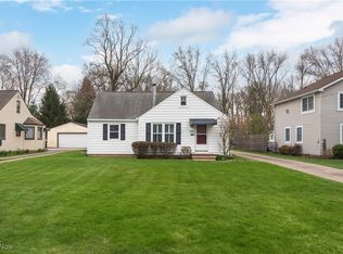 24275 Smith Ave, Westlake, OH