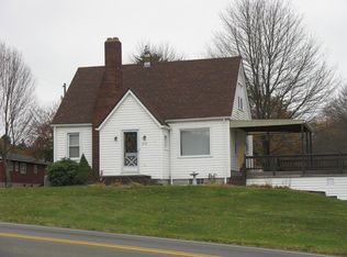 213 W Sunbury Rd, Butler, PA 16001