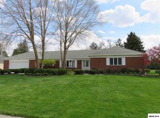 1727 Windsor Pl, Findlay, OH 45840