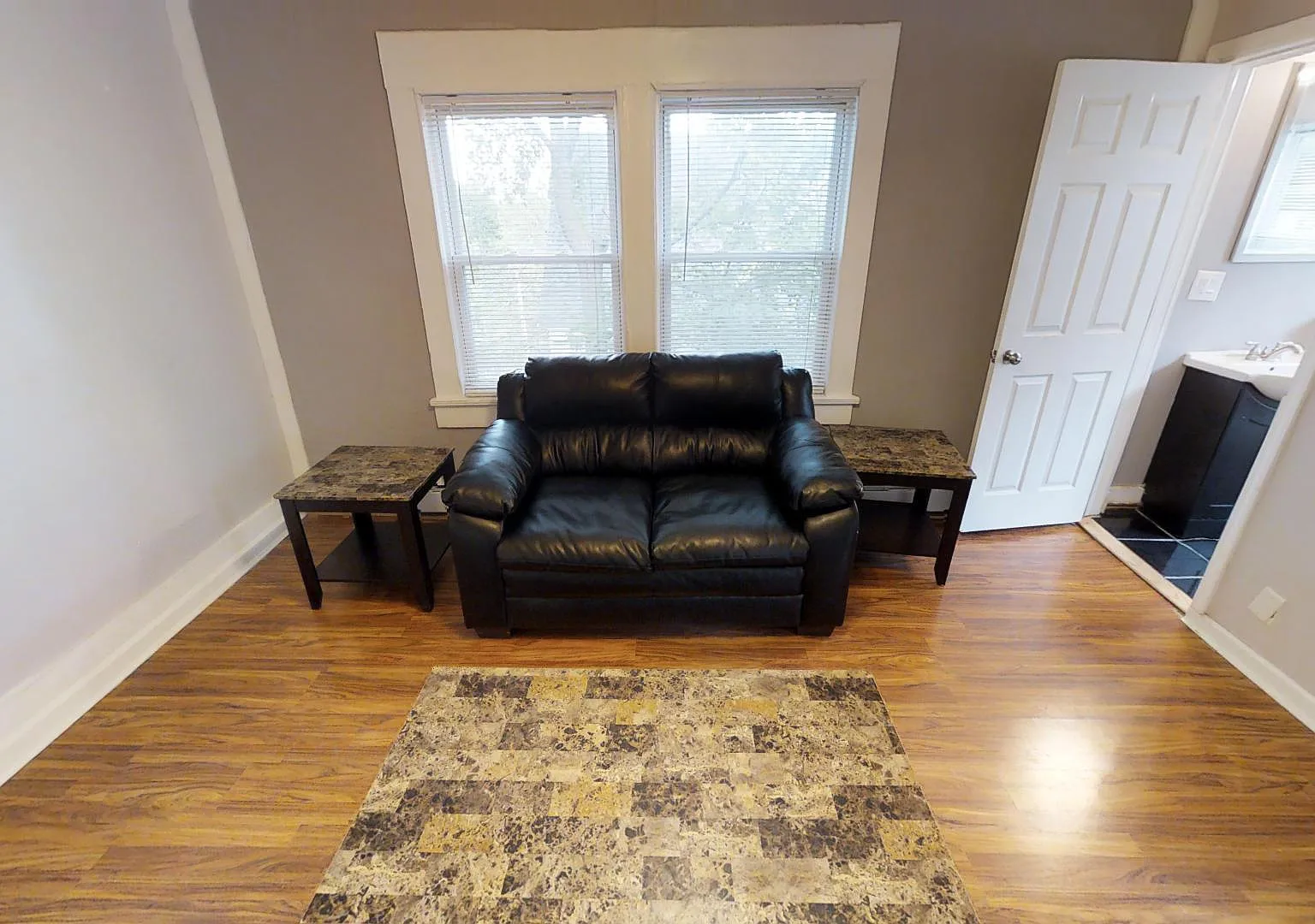 2 bed, $1,550 — Photo 2