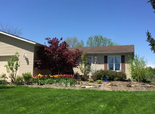 10932 York Rd, Baltimore, OH 43105