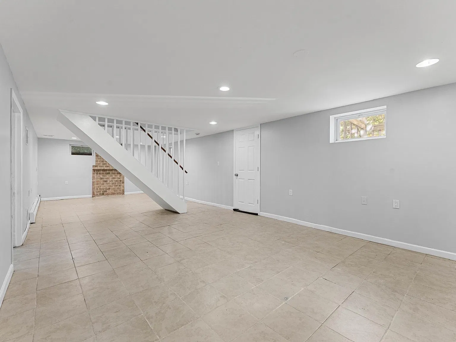 3 bed, 1170 sqft, $3,000 — Photo 4