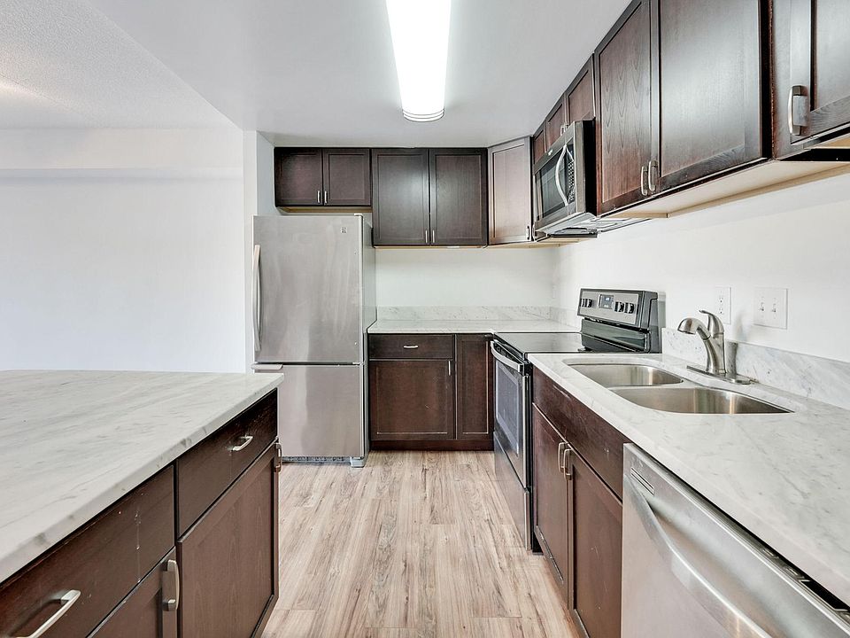 Beautiful, bright and airy kitchen