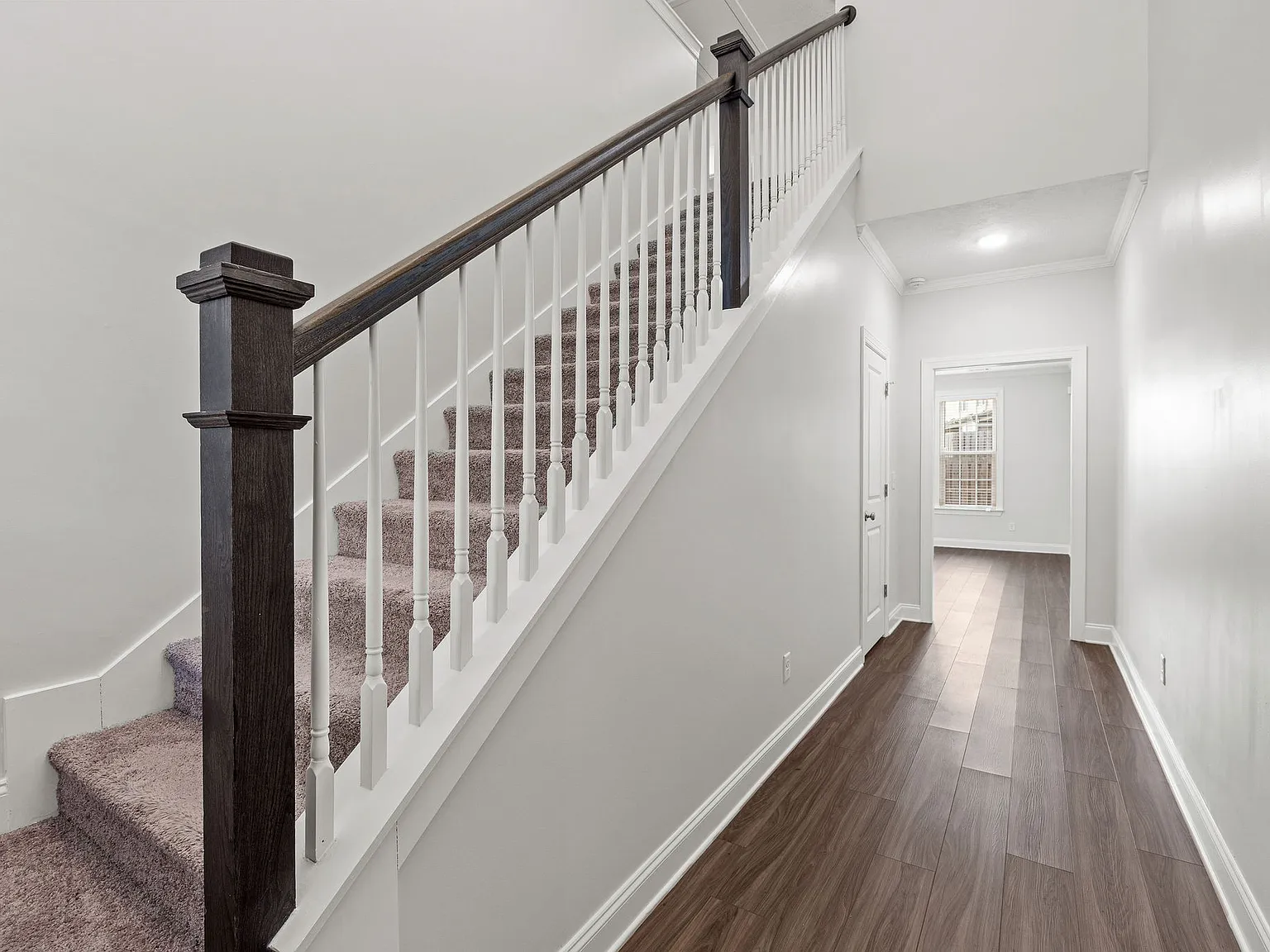 3 bed, 1847 sqft, $2,300 — Photo 3