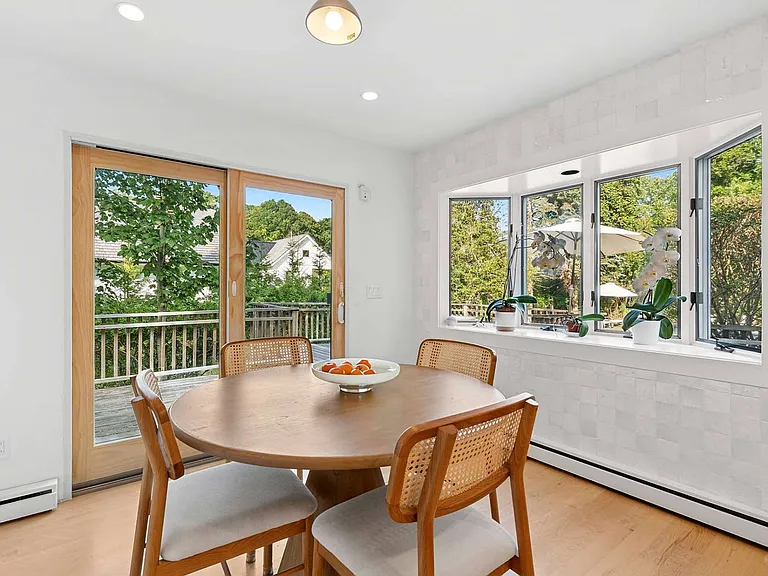 109 Adams Dr — Photo 15