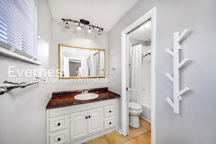 502 El Camino Real S — Photo 16