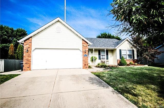 1st image of 1041 Meadow Lake Dr