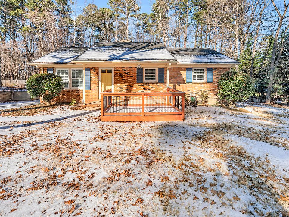 1st image of 319 Fleming Dr