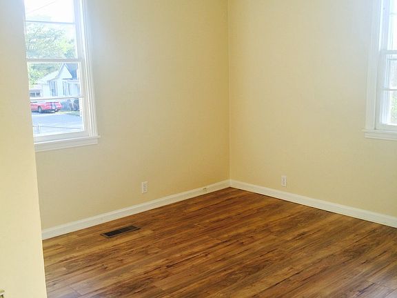 5th image of 3814 Park Ave