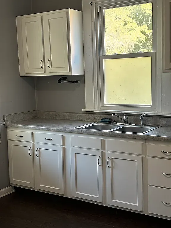 2 bed, 1035 sqft, $950 — Photo 2