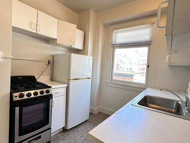 555 OFarrell Street — Photo 5