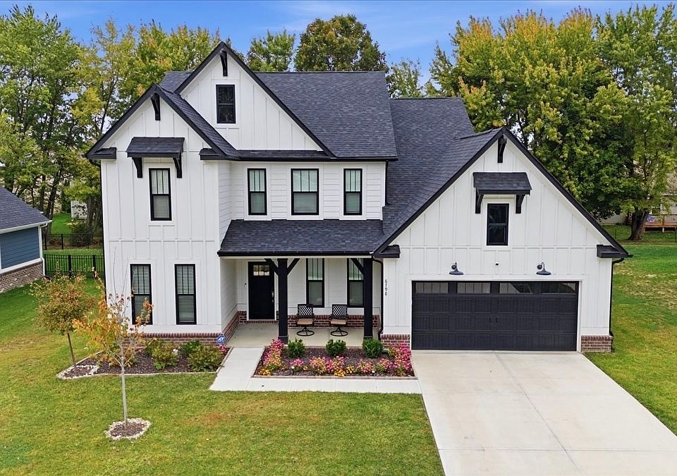 Photo 2 of 6798 W Buck Stone Dr, McCordsville, IN 46055