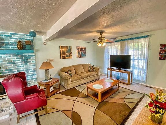 Main floor living room