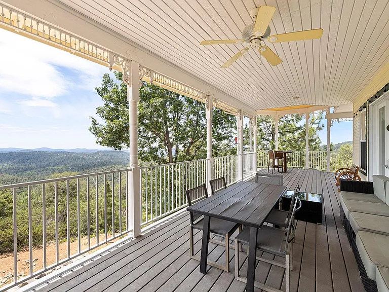 16555 Charles Otter Dr — Photo 2