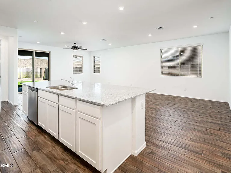 13320 W Eagle Feather Rd — Photo 17