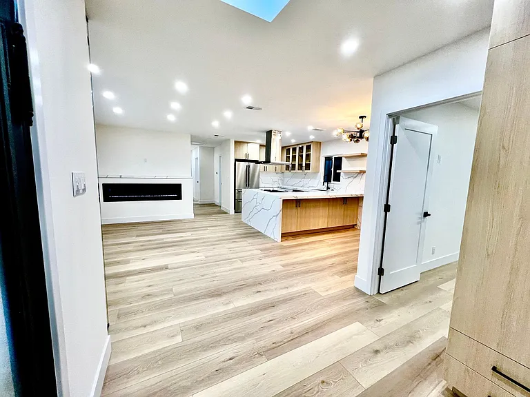 21360 Avenue San Luis — Photo 39