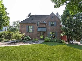 3520 E 2nd St, Duluth, MN 55804