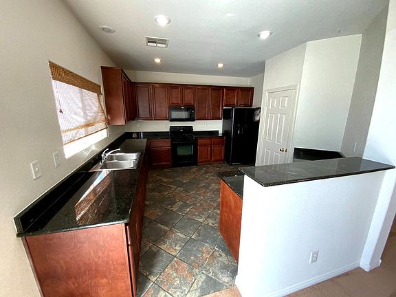 2nd image of 8400 Wildheart Ranch St