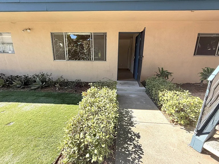 2220 Oak Park Ln #3 — Photo 8
