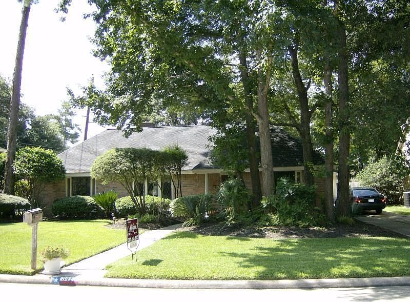 1st image of 3419 Riverwood Park Dr