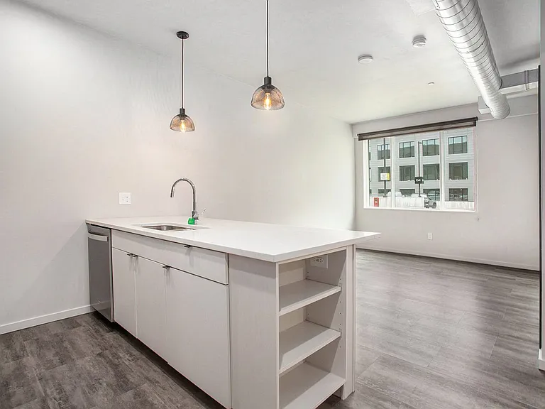 234 Market Apartments — Photo 10
