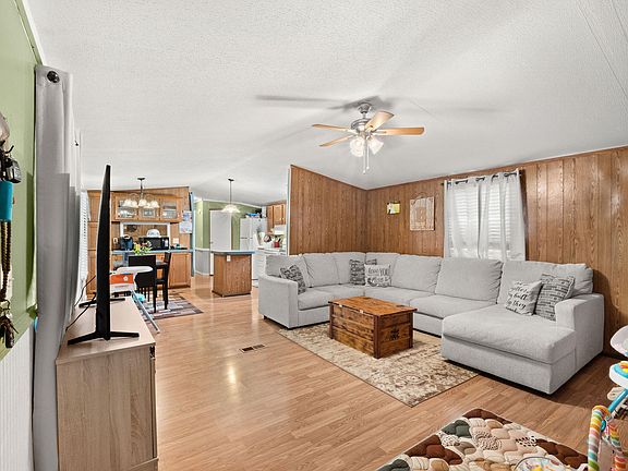 3rd image of 335 Ebbie Perkins Rd