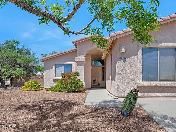 3rd image of 8907 E La Palma Dr