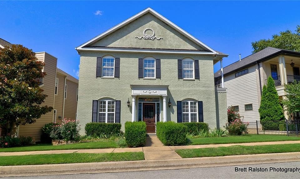 1st image of 1614 E Cypress Ln