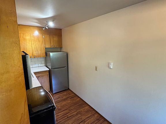 2nd image of 2371 48th Ave SW APT 2