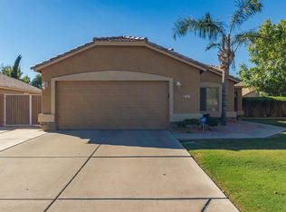 621 E Eagle Ln, Gilbert, AZ 85296