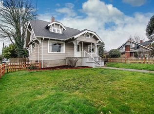 1007 S 3rd Ave, Kelso, WA